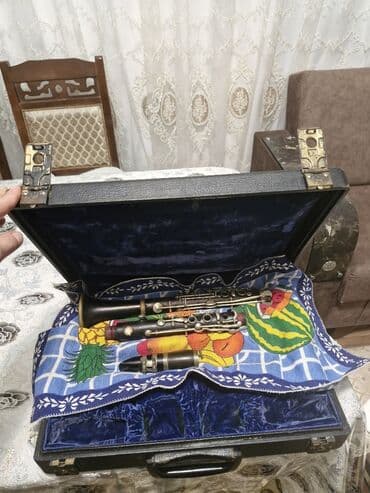 Səs avadanlığı: A Klarinet Ağac – 5 hissəli komplekt - Material: ağac gövdə, metal — 2