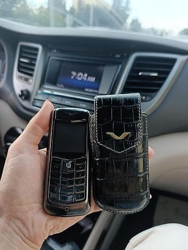 Vertu Constellation, 2 GB, rəng - Qara, Düyməli — 2