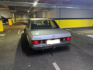 doblo satışı: Mercedes-Benz W123: 2.4 l | Sedan — 3
