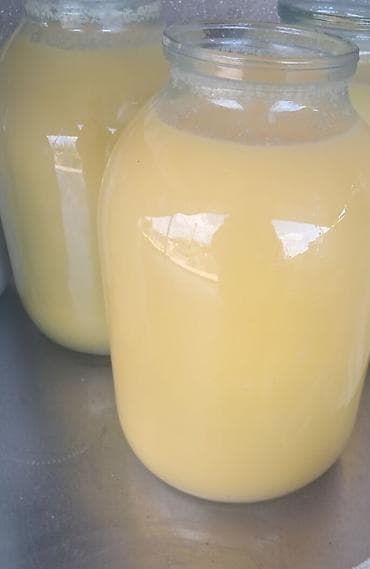 helium şar: Təbii inək südündən alınmış qaymaqlı əridilmiş kərə yağı Xocalıda öz — 1