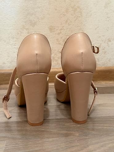 Tuflilər: - Model: platformalı hündürdaban nasos (pump) - Rəng: açıq bej/nude - — 3