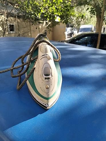 Buxarlı ütü Xüsusiyyətlər: - Su çəni və buxar verilişi: “max”