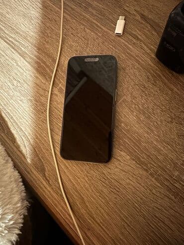 ipone 14 pro max: IPhone 15 Pro, Gümüşü — 2