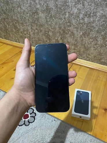 ipona: IPhone 13, Midnight — 2