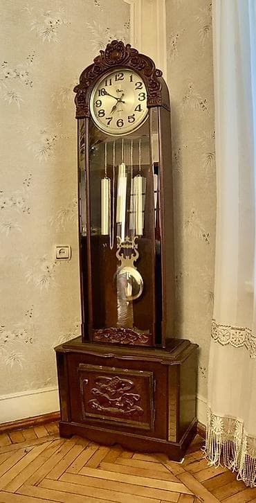 Ev saatları: Yerüstü saatlar, Mexaniki, Mayatnik — 1