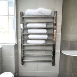 Kafel və bitirmə daşları: ▪️Paslanmaz materialdan dəsmalqurudanlar (Nerj 304) — 17