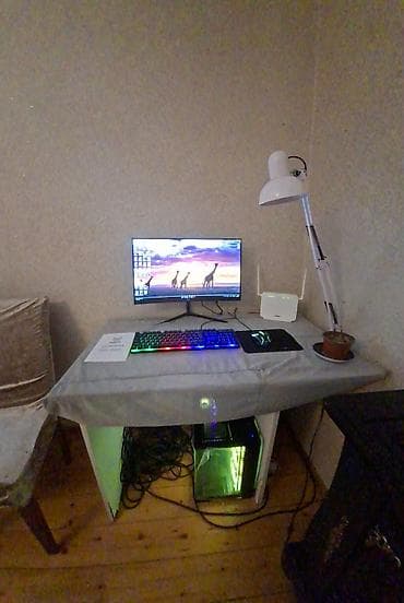 комп: Oyun və iş üçün tam masaüstü PC seti Tərkib: - Sistem bloku: Şüşə — 4