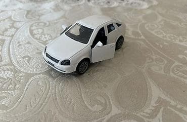 oyuncaq kassa: Ağ rəngli metal oyuncaq avtomobil modeli - Korpus: metaldan, detallı — 4