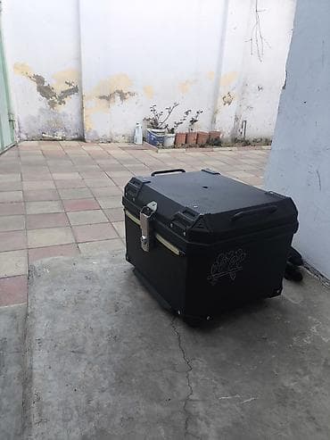 reflektor: Motosiklet üçün arxa aluminyum baqaj qutusu - Material: möhkəm — 2