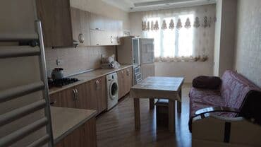 binə atçiliq: Yasamalda, Kaktus Şadlıq Sarayının yaxınlığında, 18 mərtəbəli binanın — 9