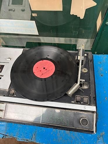 20 s: PHILIPS 953 – kombinə edilmiş ev audio sistemi - Quruluş: vinil — 7