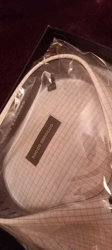 Üst geyimləri: Рубашка новая . 45размер. 
Доставка м Нефтчиляр 25 ман — 2