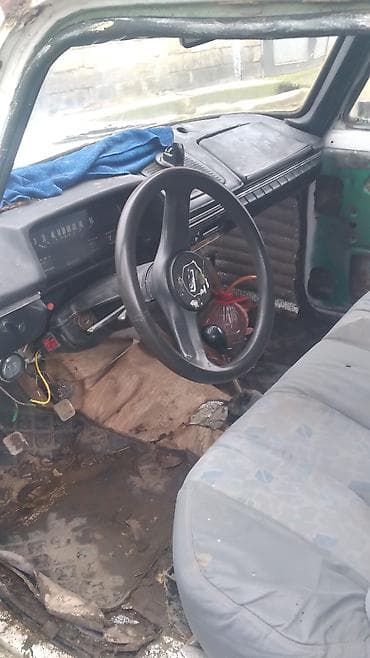 mtz 80 karopka: Moskviç 412: 1.6 l | 1986 il 1200 km Pikap — 6