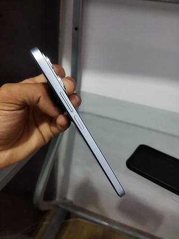 google pixel fold: Honor X8, 256 GB, rəng - Gümüşü, Face ID — 3
