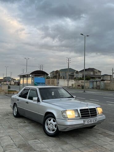 купить бмв в баку: Mercedes-Benz E 220: 2.2 л | 1993 г. Седан — 4
