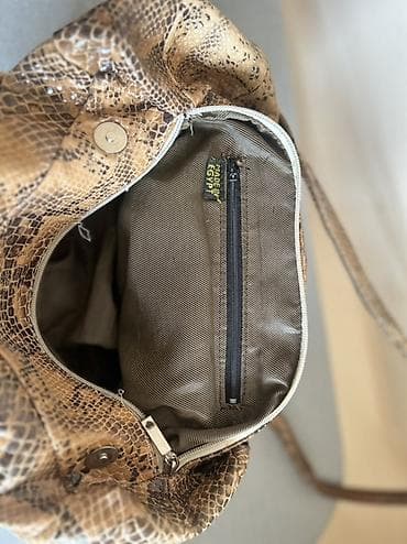 Çantalar: Əla bəziyyətdədir.Misirdən alinib.Tebii piton dərisidir.Köçlə əlaqədar — 3