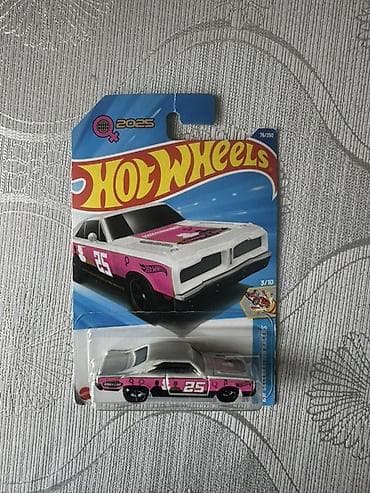 Hot Wheels qiymet 1 maşına aitdir Seçilmiş modellər: - Porsche 911 — 5