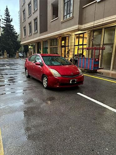 Avtomobil satışı: Toyota Prius: 1.5 l | Hetçbek — 5