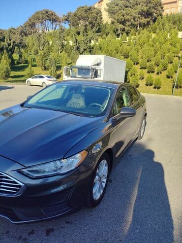 bişkek 82 qiymət traktor: Salam hazır el kredititdi Texniki və xarici xüsusiyyətlər: - Kuzov: 4 — 6