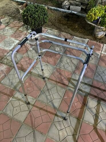 Yüngül alüminium gəzinti çərçivəsi (walker) - Material: möhkəm