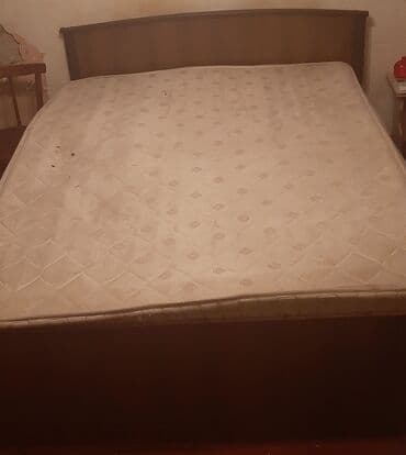 куплю кровать бу: Б/у, Двуспальная кровать, Без подьемного механизма, С матрасом, Без выдвижных ящиков, Азербайджан — 1