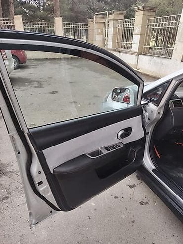 daewoo nexia satilir: Nissan Tiida: 1.8 l | 2009 il Hetçbek — 8