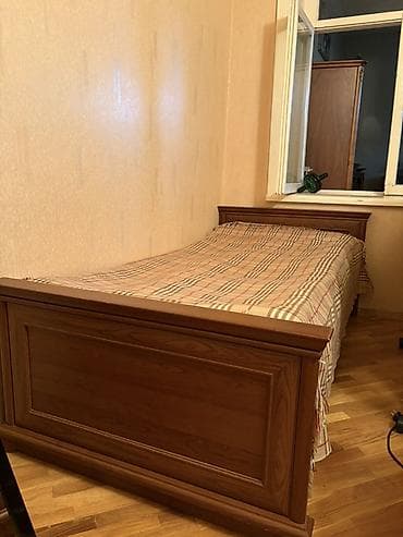 carpayı iki nəfərlik: İşlənmiş, Təknəfərlik çarpayı, Matras ilə, Siyirməsiz — 1