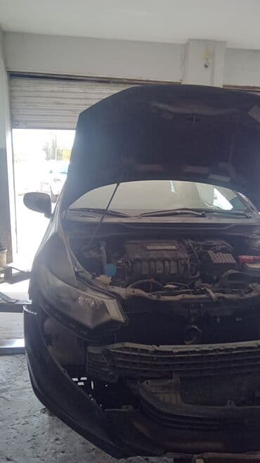 Honda insight Ehtiyat hisseleri. Honda insight Restayling arxa stopu