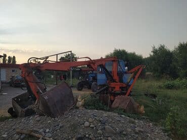 satisda olan traktorlar: Traktor Belarus (MTZ) MTZ, 3 at gücü, motor 1.9 l, İşlənmiş — 3