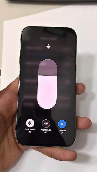 telefon apple: IPhone 15 Pro, 128 GB, Gümüşü, Simsiz şarj, Face ID — 8