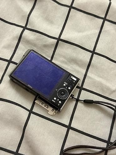 nikon d500: Satılır: Nikon Coolpix S51 rəqəmsal vintage fotoaparat — 1