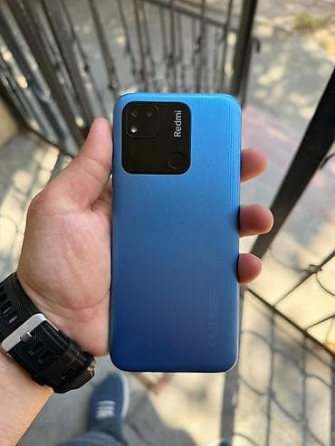 samsung a24 adapter: Mavi rəngli smartfon A10 32yaddas 3 ram Xüsusiyyətlər: - Korpus — 1