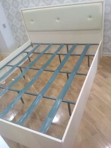 işlənmiş krafatlar: Yataq desti təcili satılır.7 ay istifadə olunub yaxşı — 12