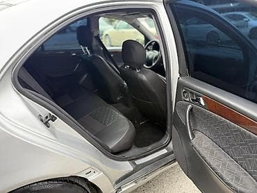 mersedes babin: Mercedes-Benz C-Class: 2.2 l | 2001 il Sedan — 8