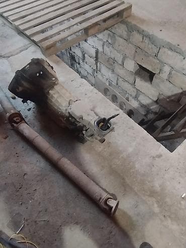 Məhsul: Mexaniki sürətlər qutusu və kardan valı dəsti Təsvir: - Arxa