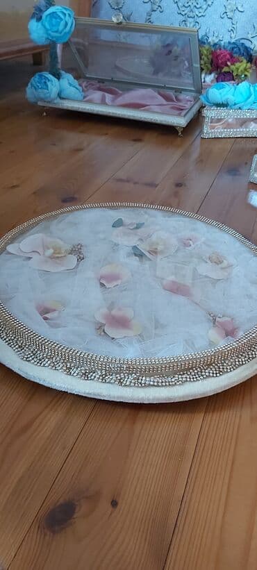 metbex tulleri: Tort qabi ve hediyye teqdim etmek ücün Zərif bəzəkli bu dekorativ — 1