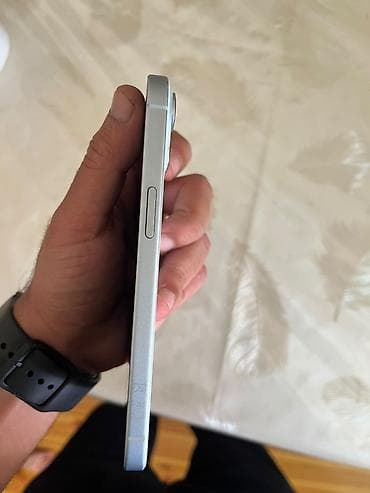 ref iphone satisi: IPhone 15, 128 GB, Ağ, Barmaq izi, Face ID — 4