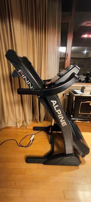 Finnlo qaçış trenajoru - Marka/model: FINNLO (paneldə loqo) - Geniş — 5