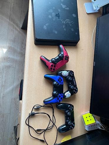 PS4 Slim 500 GB satılır. ✅ 500 GB daxili yaddaş ✅ 4 ədəd joystick lalafo.az -da PS4 Slim 500 GB satılır. ✅ 500 GB daxili yaddaş ✅ 4 ədəd joystick