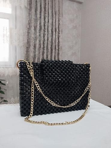 qizil muncuqlar: Qara daş-aksesuarlarla bəzədilmiş zərif çanta - Rəng: qara - — 1