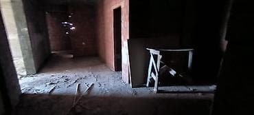 təmirsiz: 3 otaqlı, Yeni tikili, 165 kv. m — 3