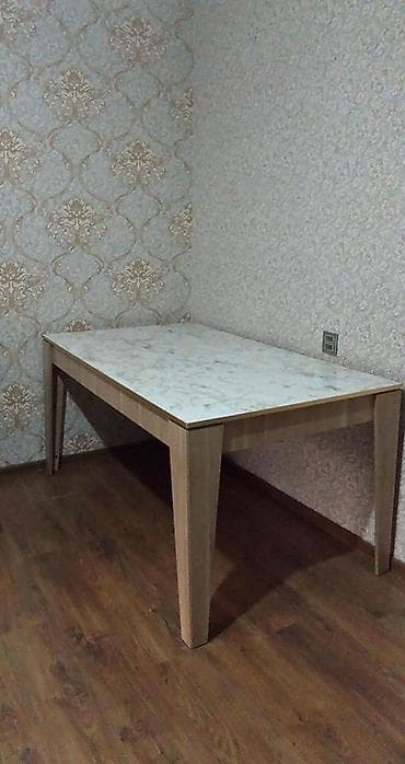 o7 sekilleri: Mərmər naxışlı üstlü masa - Üst: ağ fonlu, boz damarlı mərmər naxışlı — 2