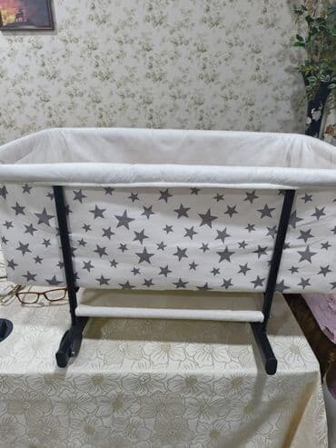 gul: Oğlan və qız üçün, İşlənmiş, Yumru, Beşik, Dəstsiz, Matrassız, Yellənmə mexanizm ilə — 3