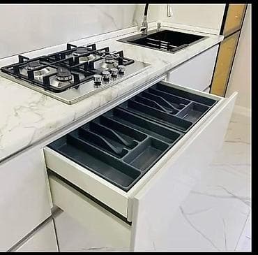 кухна мебель: Кухонный гарнитур на заказ, Самозакрывающие петли, Ламинат блестящий, Нет кредита — 1