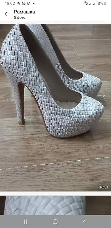 GUERO Turkey qadın tuflisi - Rəng: açıq boz/ağ tonlarda - Üst hissə