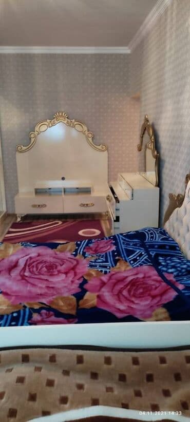 savalan qesebesi harda yerlesir: 3 otaqlı, 130 kv. m, Orta təmir — 13