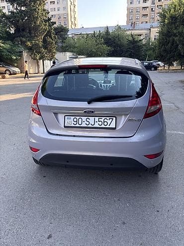 Avtomobil satışı: Ford Fiesta: 1.4 l | 2011 il 194240 km Hetçbek — 5