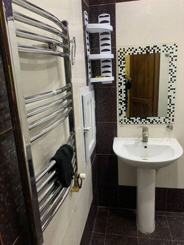 nerimanovda obyekt satilir: 3 otaqlı, Yeni tikili, m. Xalqlar Dostluğu, 100 kv. m — 10