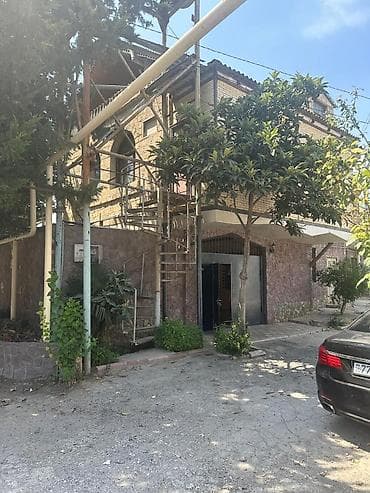 150 kv. m, 4 otaqlı, Kombi, Qaz, İşıq