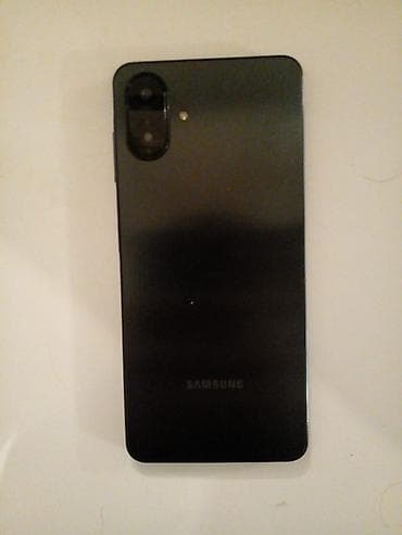 iphone 256: Smasung A07 yeni alinib hec 1 ay deyil her seyi usdundedi kutusu — 1